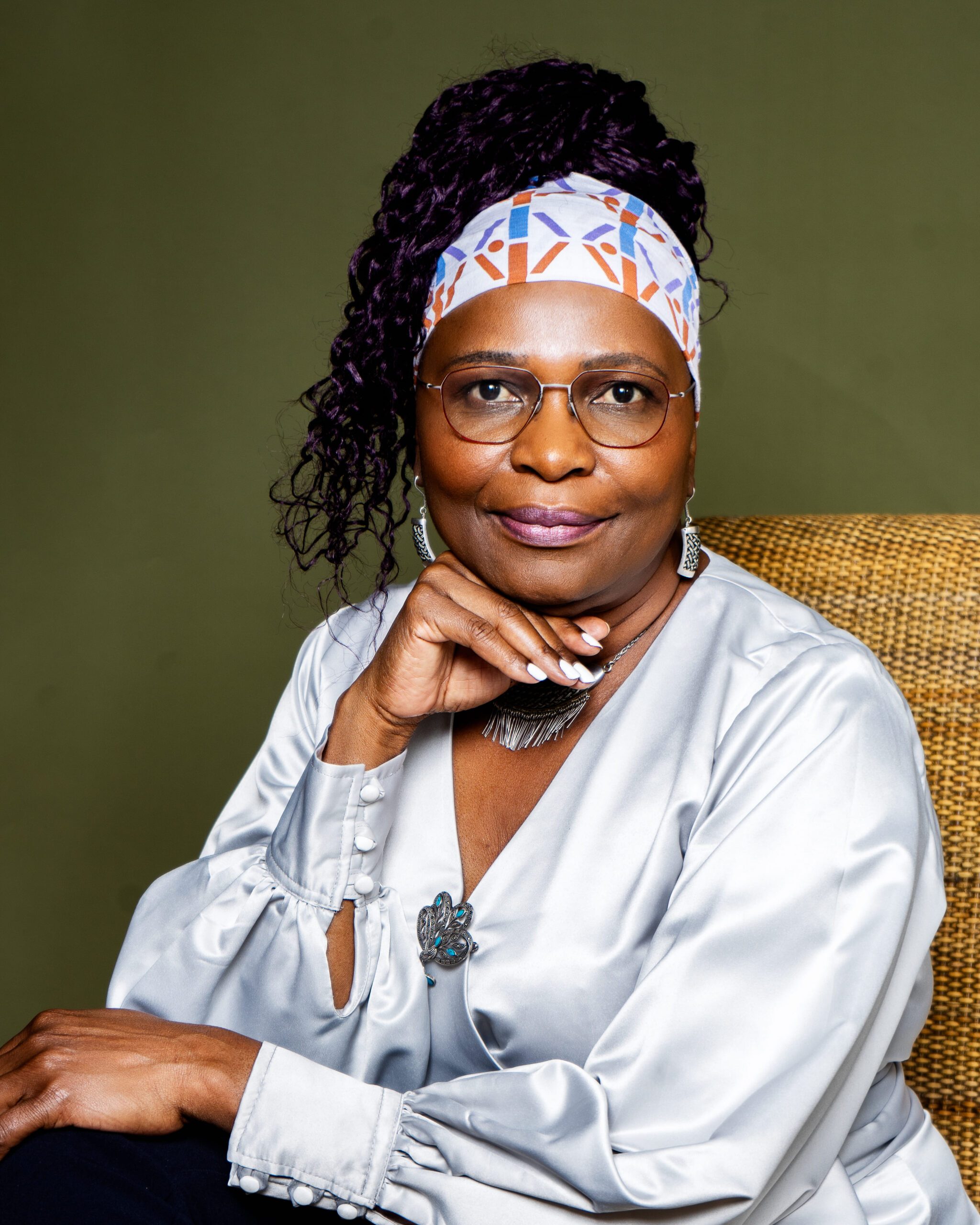 Dr Hesphina